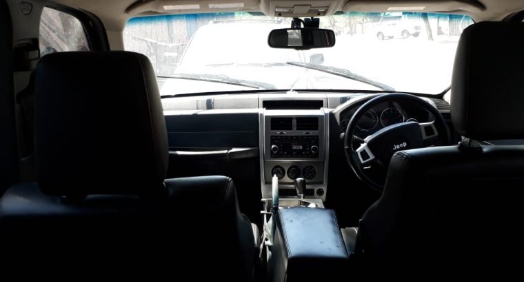 Jeep Cherokee KK 2008-13 used interior spares parts for sale
