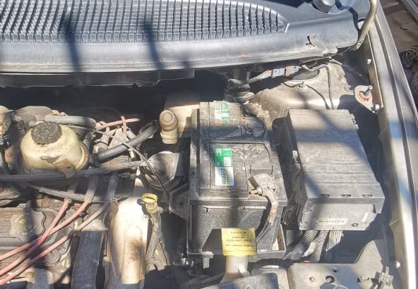 Chrysler Grand Voyager 3.3 LTD petrol used engine spares parts