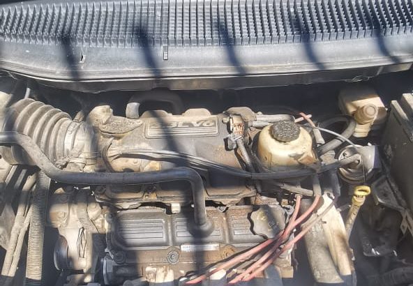 Chrysler Grand Voyager 3.3 LTD petrol used engine spares parts