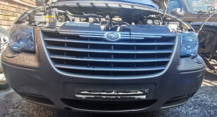 Chrysler Voyager 3.3 2003-07 stripping for used spares parts