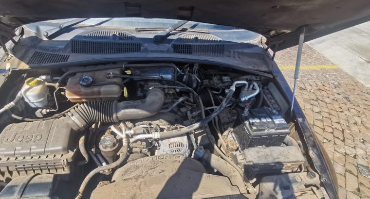 Jeep Cherokee 3.7 KJ 2005 petrol engine spares parts for sale