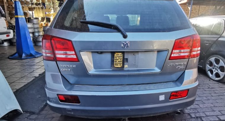 Dodge Journey 2.0 SXT 2007-12 crd stripping for used spares parts