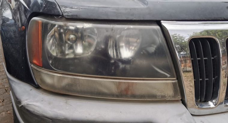 Jeep Grand Cherokee 2.7/4.0/4.7 WJ used body spares parts