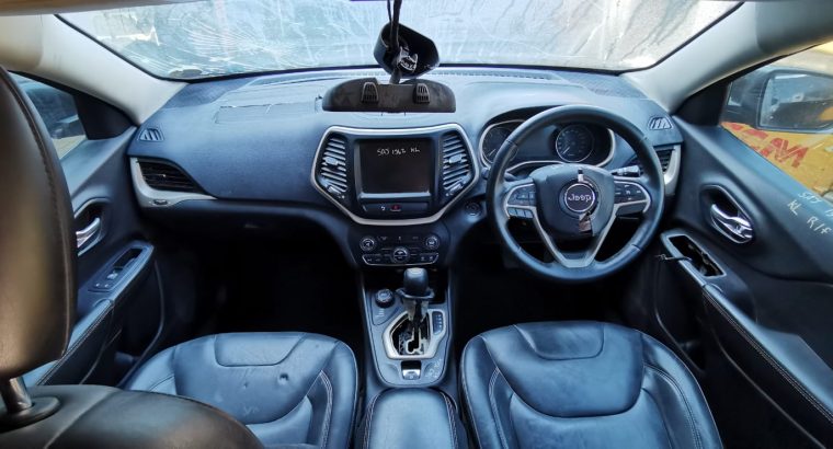 Jeep Cherokee KL 2014-21 used interior spares parts for sale