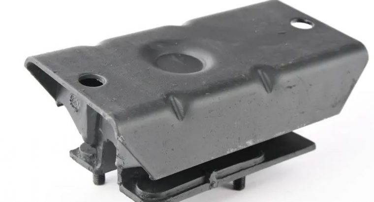 Jeep Cherokee XJ engine mounting for sale