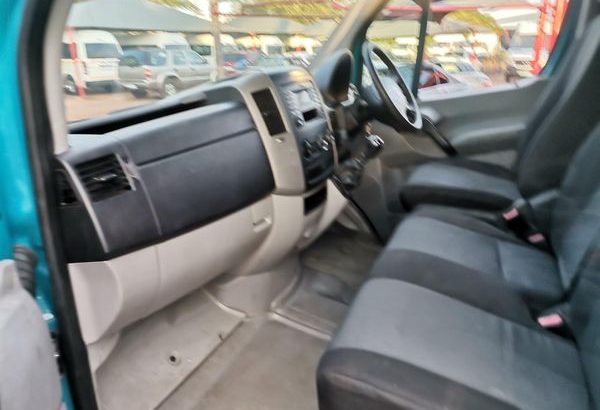 2019 VOLKSWAGEN CRAFTER 50 2.0TDi 23 SEATER