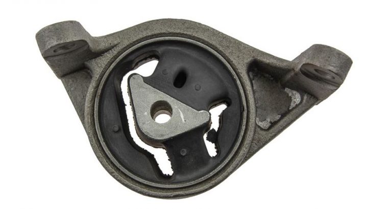 Jeep Grand Cherokee WJ engine mounting for sale