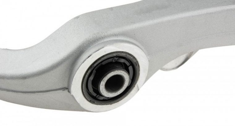 Jeep Grand Cherokee Wk2 SRT right lower rear control arm for sale