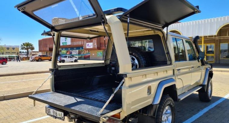 Toyota Land Cruiser 79 4.5D V8 DOUBLE Cab
