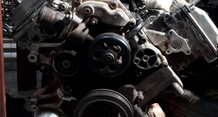 Jeep Grand Cherokee 5.7 WK petrol engine for sale