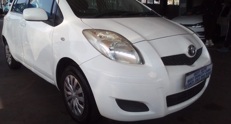 2011 Toyota Yaris 1.3 Engine Capacity with Manuel Transmission, C