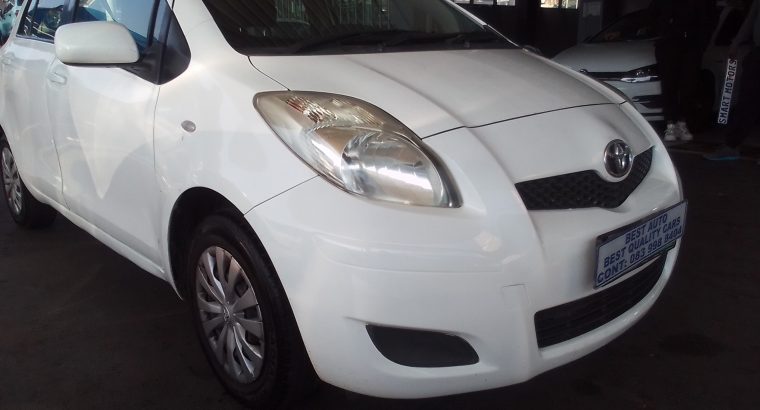 2011 Toyota Yaris 1.3 Engine Capacity with Manuel Transmission, C
