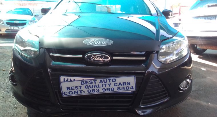 2011 Ford Focus 2.0 Engine Capacity with Manuel Transmission, Ele