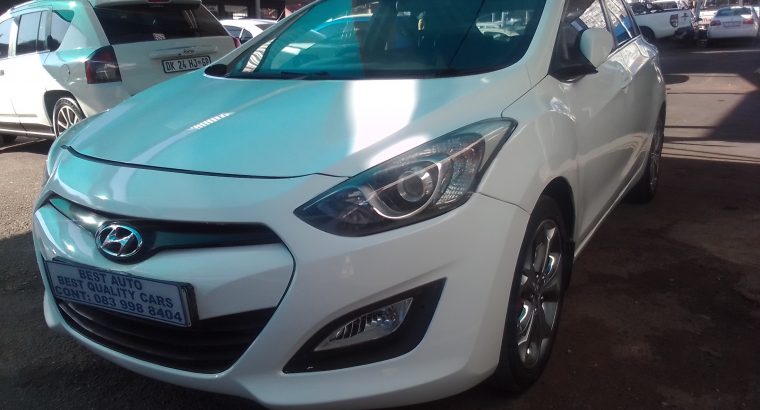 2013 Hyundai I-30 1.6 Engine Capacity with Manuel Transmission, E