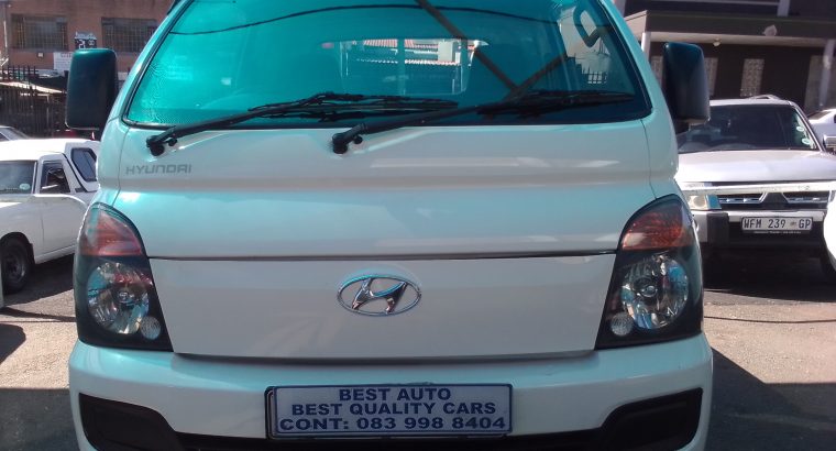 2014 Hyundai H-100 2.6 Engine Capacity with Manuel Transmission,