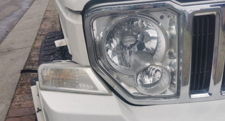 2009 Jeep Cherokee KK used body spares for sale