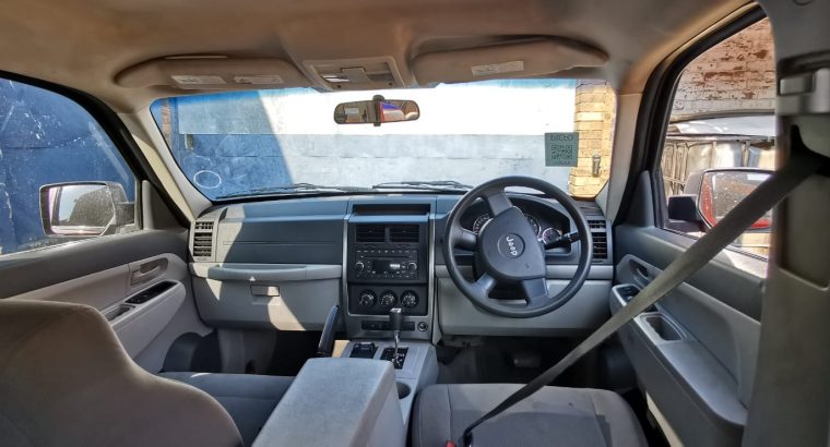 2009 Jeep Cherokee 3.7 KK stripping for used spares