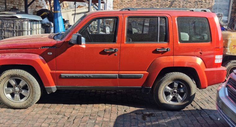2009 Jeep Cherokee 3.7 KK stripping for used spares