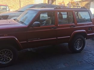 1999 Jeep Cherokee XJ used body spares for sale