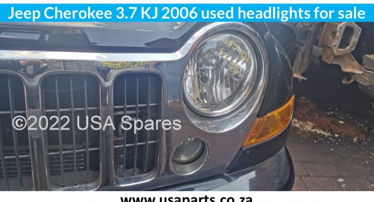2006 Jeep Cherokee 3.7 KJ used headlights for sale