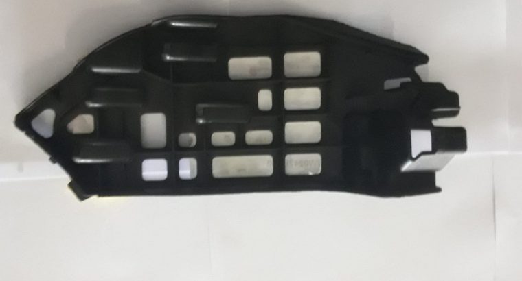 Vw Polo Vivo front bumper bracket LH for sale