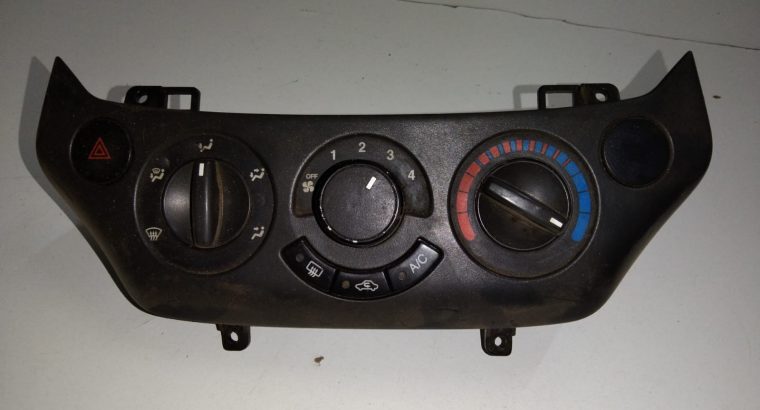 Chev Aveo used climate control unit and spare parts for sale (air