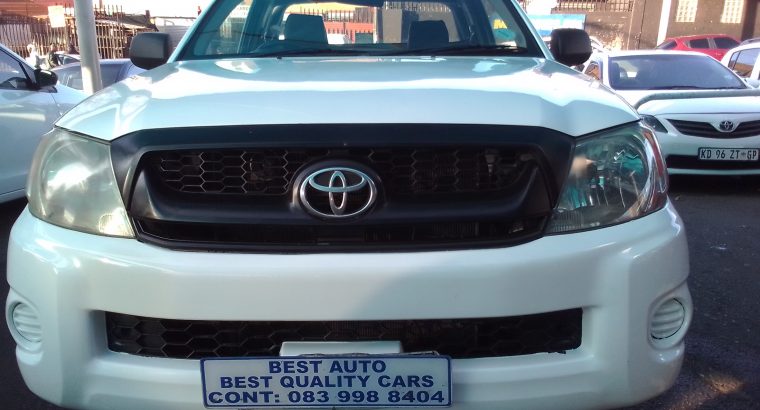2010 Toyota Hilux 2.5 Engine Capacity Diesel Single Cab with Man