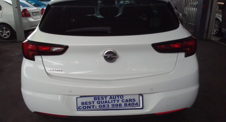 2017 Opel Astra 1.4 J. T Engine Capacity with Automatic Transmiss