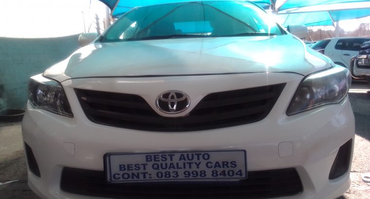2016 Toyota Corolla 1.6 Engine Capacity Sedan with Manuel Transmi