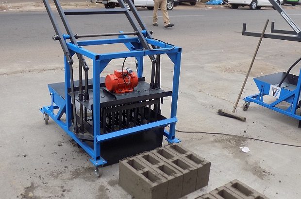 W1 220 Volt 6 inch egg layer