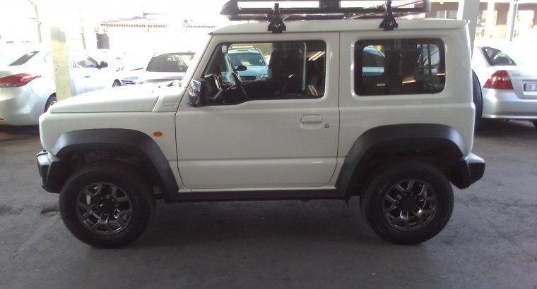 2019 Suzuki Jimmy 1.5 Engine Capacity with Manuel Transmission,