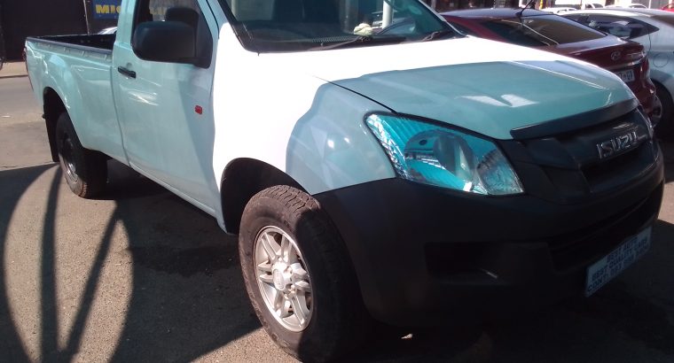2015 Isuzu KB-250 2.5 Engine Capacity Single Cab D Tec with Manu
