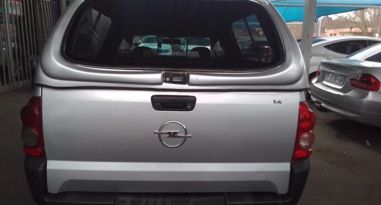 2006 Corsa Utility 1.4 Engine Capacity Canopy with Manuel Transm