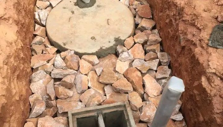 Bio digester toilet