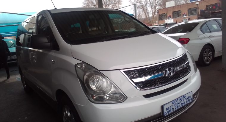 2010 Hyundai H-1 2.4 Engine Capacity Petrol (8-Seater) with Manue