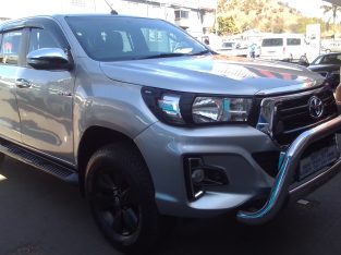 2017 Toyota Hilux 2.8 Engine Capacity GD6 Double Cab 4×2 with Man
