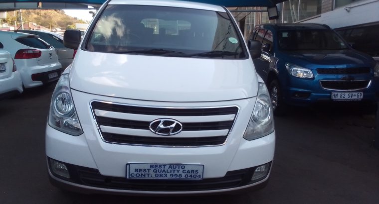 2017 Hyundai H-1 2.4 Engine Capacity with Manuel Transmission, Pe
