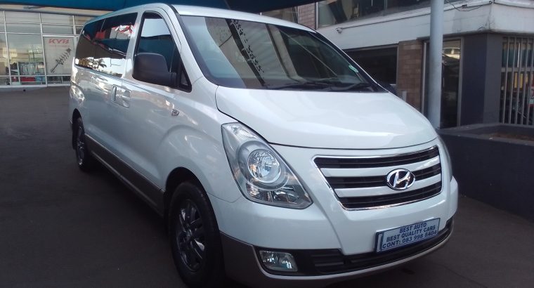 2017 Hyundai H-1 2.4 Engine Capacity with Manuel Transmission, Pe