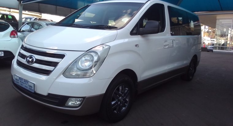 2017 Hyundai H-1 2.4 Engine Capacity Petrol with Manuel Transmiss