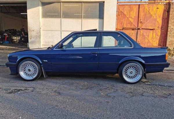 E30 BMW 325i