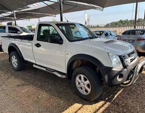 ISUZU