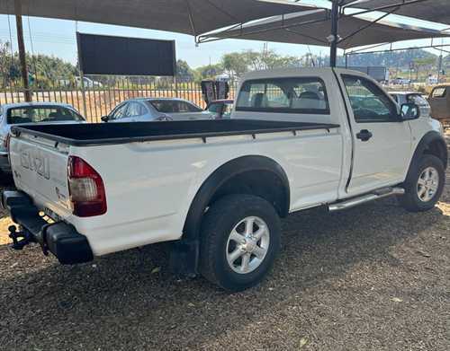 ISUZU