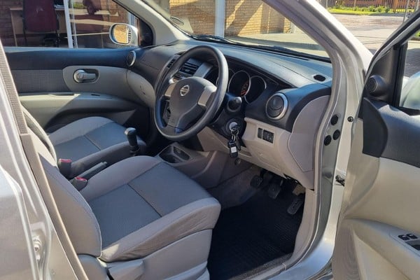 Nissan Livina