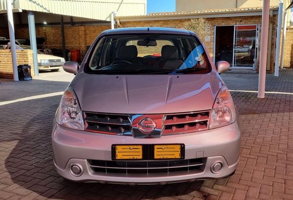 Nissan Livina
