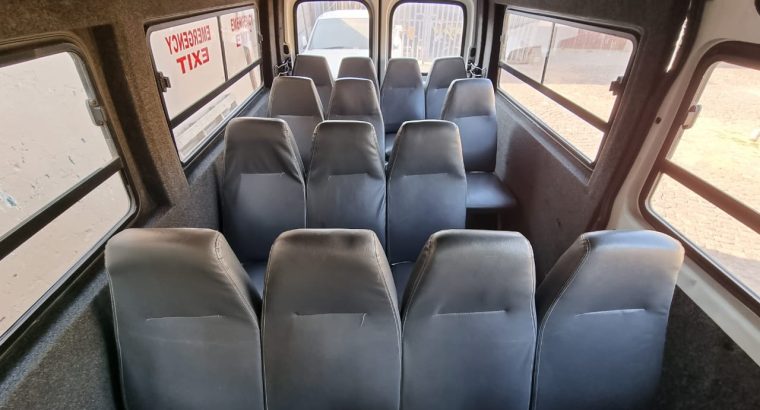 Nissan Interstar 2.2