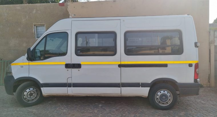 Nissan Interstar 2.2