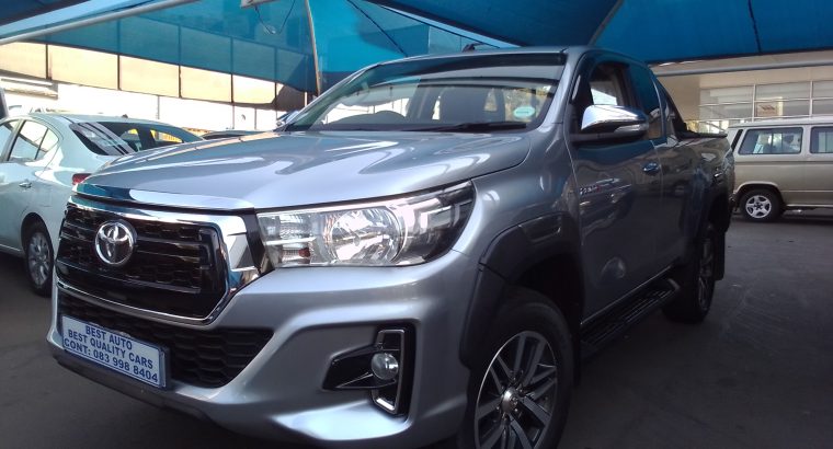 2016 Toyota Hilux 2.8 Engine Capacity Club Cab with Manuel Transm