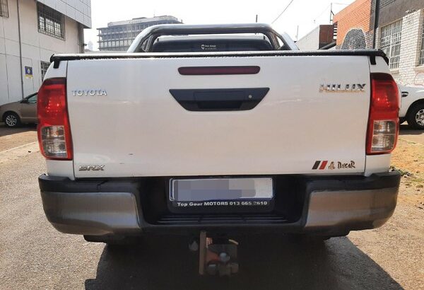 2016 Toyota Hilux 2.4 GD-6 SRX Extended Cab