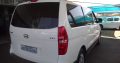 2014 Hyundai H-1 2.4 Engine Capacity with Manuel Transmission, El