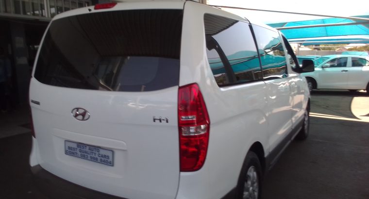 2014 Hyundai H-1 2.4 Engine Capacity with Manuel Transmission, El
